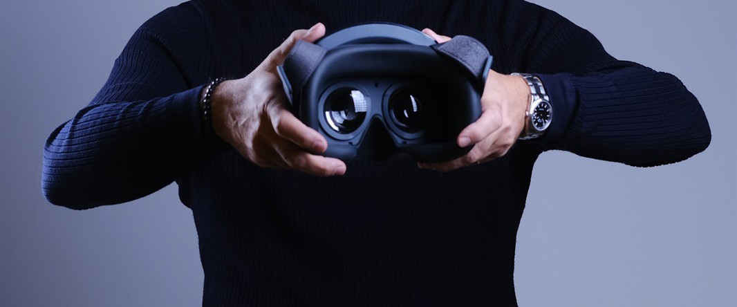 The Metaverse by Lorenzo Montagna