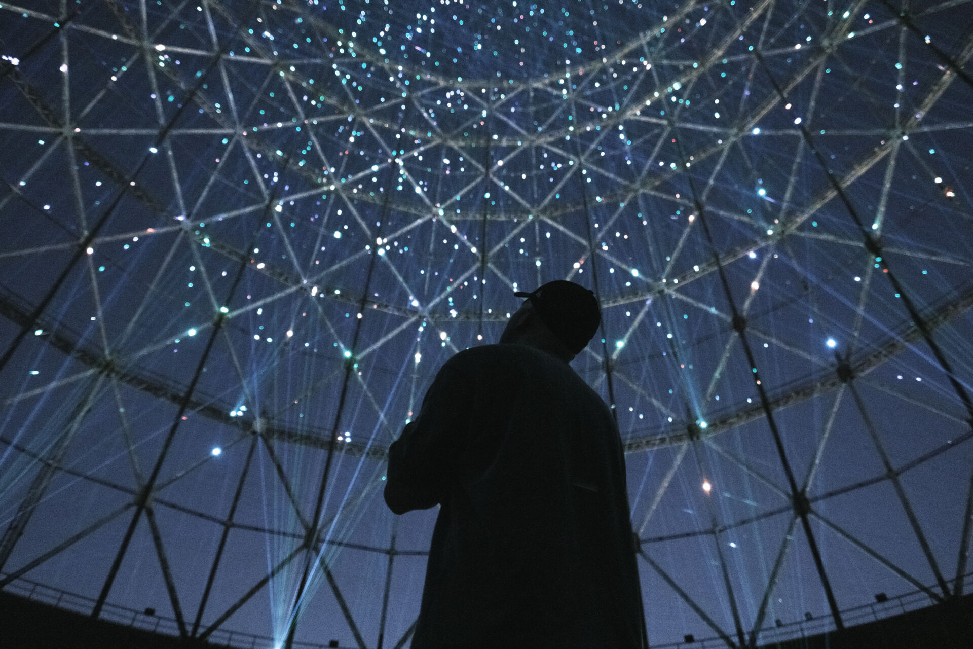 The fascination of immersive art installations: from ground to cosmos